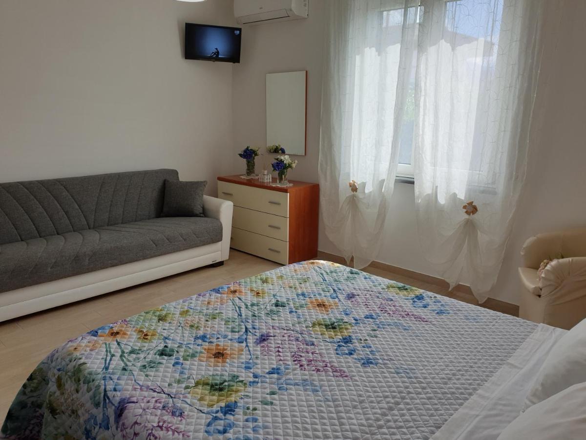 SantʼAntonio Abate B&B Villa Rosa المظهر الخارجي الصورة